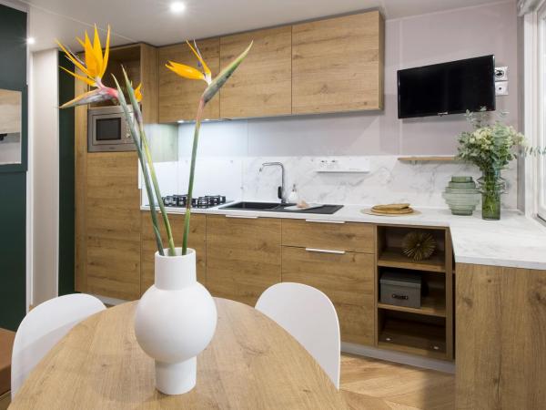 Club del Sole Rimini Family Village : photo 5 de la chambre mobile home supérieur - animaux domestiques admis