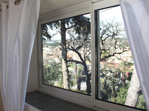Hôtel Eden Cassis : photo 4 de la chambre chambre lit king-size