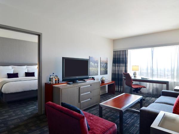 Loews Hollywood Hotel : photo 1 de la chambre suite directeur