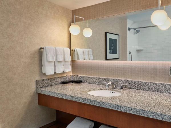 Loews Hollywood Hotel : photo 2 de la chambre hébergement double standard