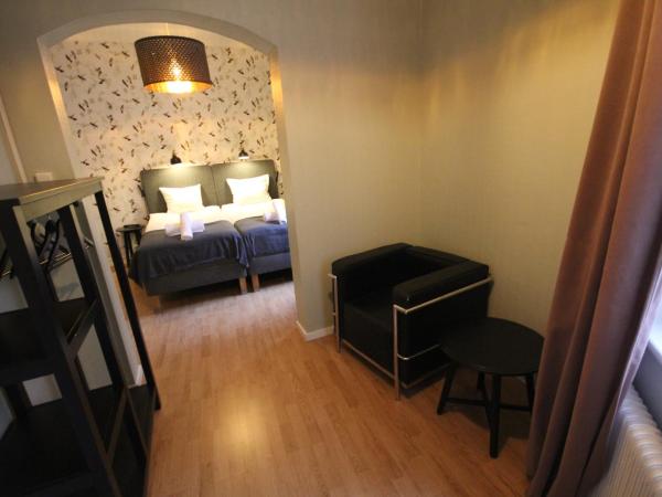 Vattengrändens Vandrarhem & Hotel : photo 2 de la chambre chambre double avec salle de bains privative