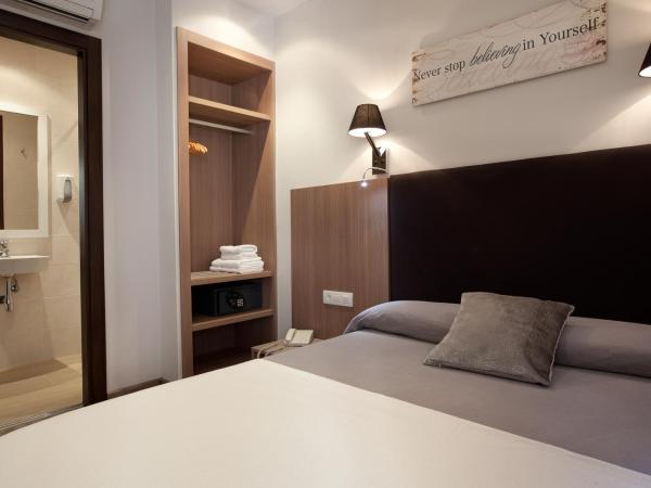 Hostal Centric : photo 7 de la chambre chambre simple