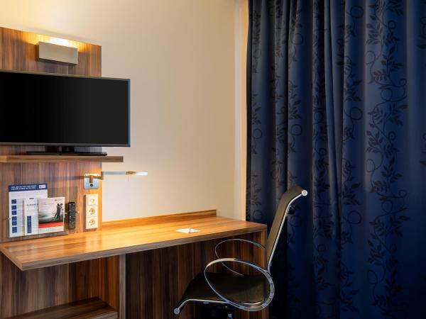 Holiday Inn Express Bremen Airport, an IHG Hotel : photo 3 de la chambre chambre standard