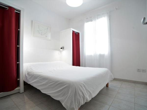 Villages Clubs du Soleil - LE REVERDI : photo 4 de la chambre chambre double avec salle de bains privative