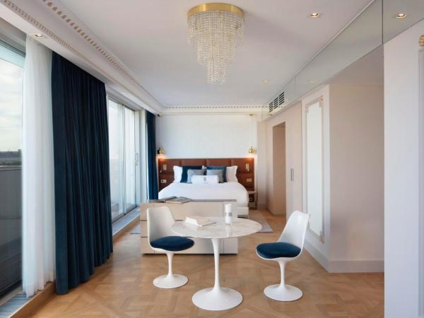 Hotel Bowmann : photo 1 de la chambre suite prestige – vue sur tour eiffel