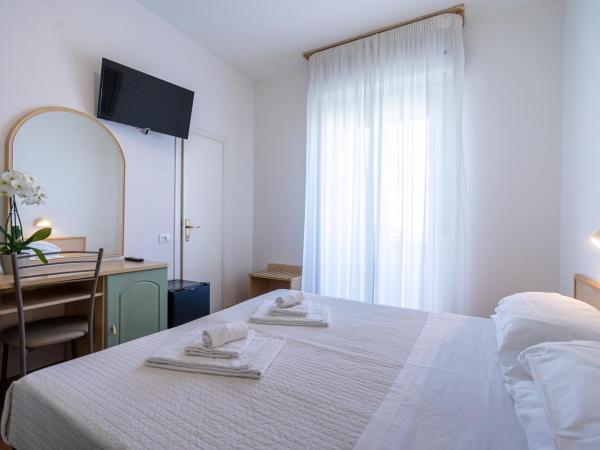 Hotel Bianca Vela : photo 1 de la chambre chambre double ou lits jumeaux Économique