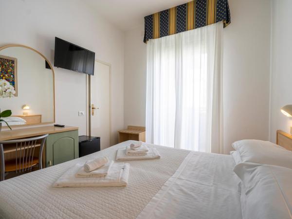 Hotel Bianca Vela : photo 9 de la chambre chambre double ou lits jumeaux Économique