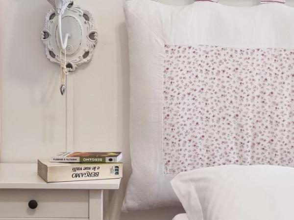 Stay Bergamo : photo 9 de la chambre grande chambre double ou lits jumeaux