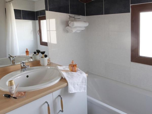 Adonis Carcassonne : photo 3 de la chambre studio (2 adultes)