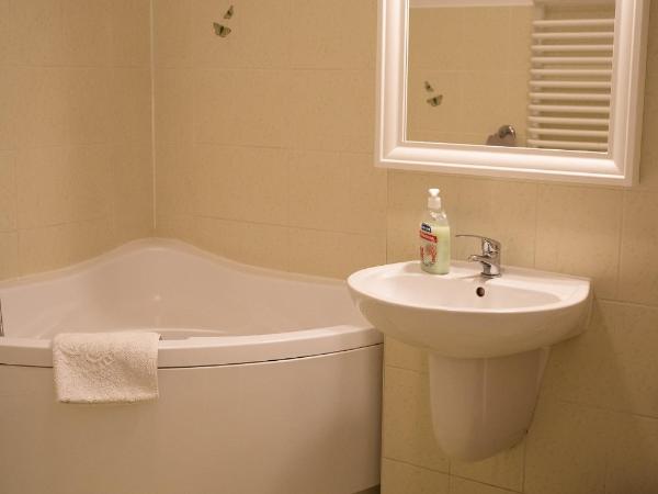 Kolory Guest House : photo 3 de la chambre appartement (2 adultes)