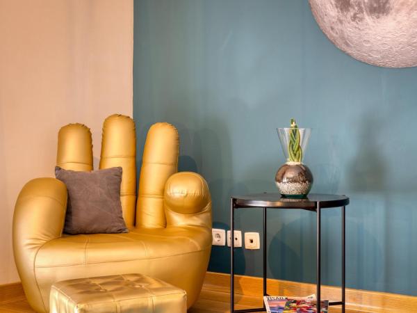 Pillows Peniche B&B : photo 8 de la chambre chambre double deluxe avec douche