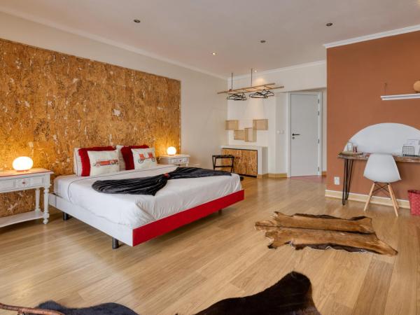 Pillows Peniche B&B : photo 1 de la chambre chambre double deluxe avec douche