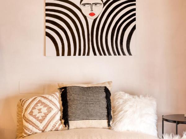 Pillows Peniche B&B : photo 10 de la chambre chambre double deluxe avec douche