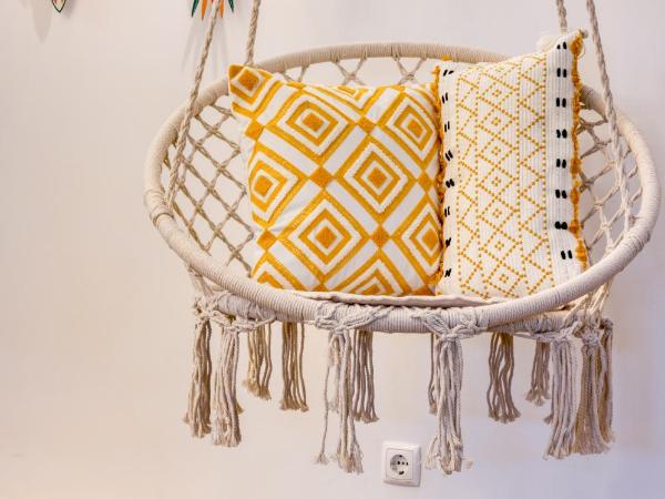 Pillows Peniche B&B : photo 6 de la chambre chambre double avec salle de bains privative