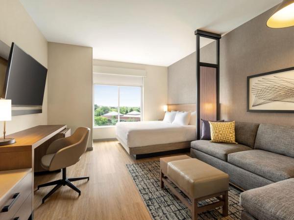 Hyatt Place Columbus Polaris : photo 1 de la chambre chambre lit king-size avec canapé-lit - Étage supérieur