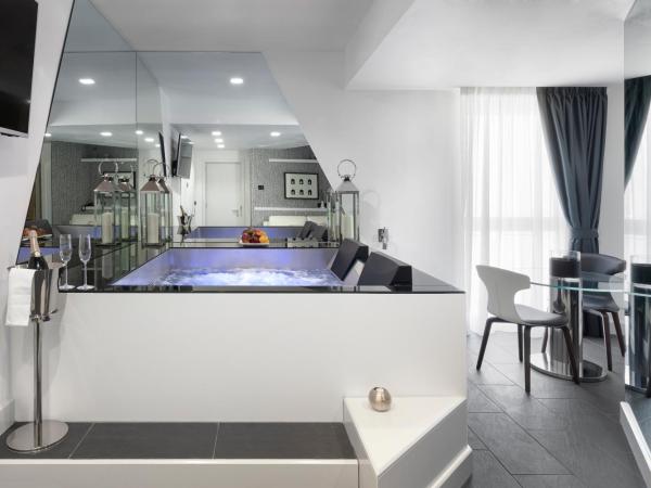 LHP Napoli Palace & SPA : photo 6 de la chambre suite deluxe avec spa privé