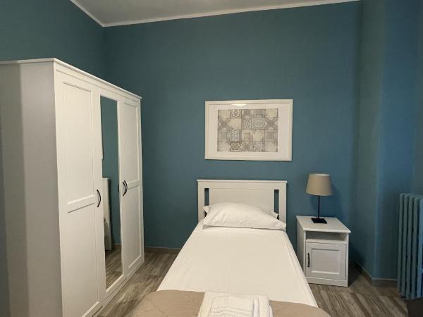 Interno2 Bari Centrale : photo 1 de la chambre chambre simple