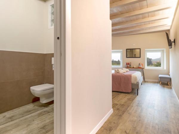 Evaluna Homevacation : photo 5 de la chambre chambre double avec salle de bains privative