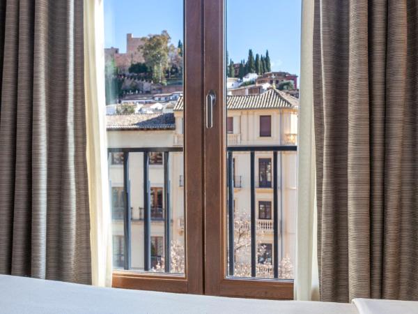 Hotel Macià Plaza : photo 6 de la chambre chambre double ou lits jumeaux supérieure