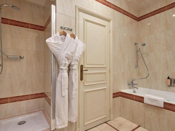 Hôtel Raphael : photo 8 de la chambre suite signature