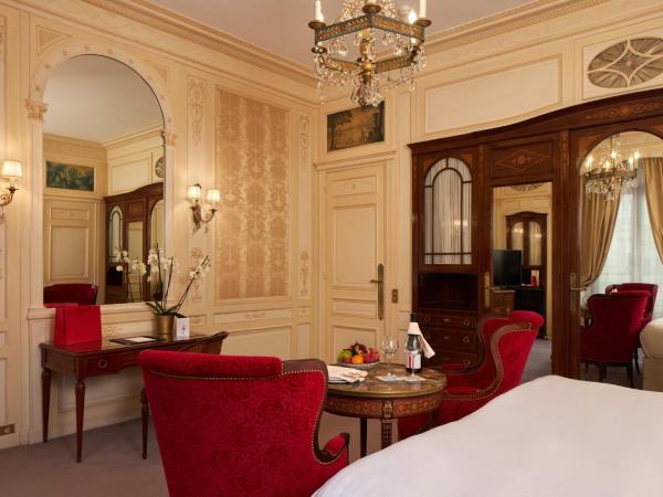 Hôtel Raphael : photo 2 de la chambre chambre premium