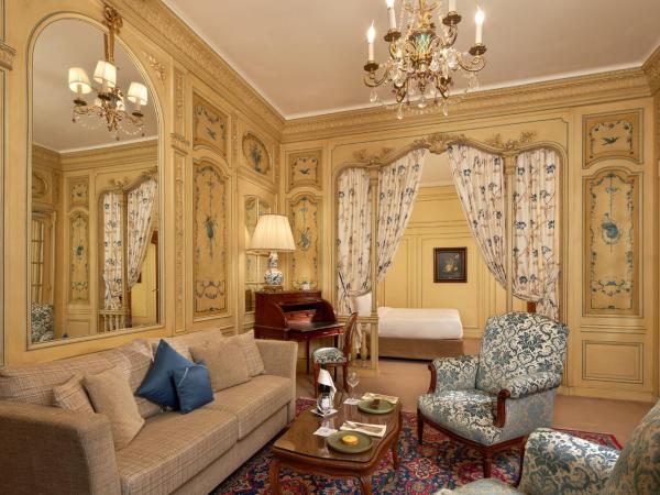 Hôtel Raphael : photo 1 de la chambre suite junior