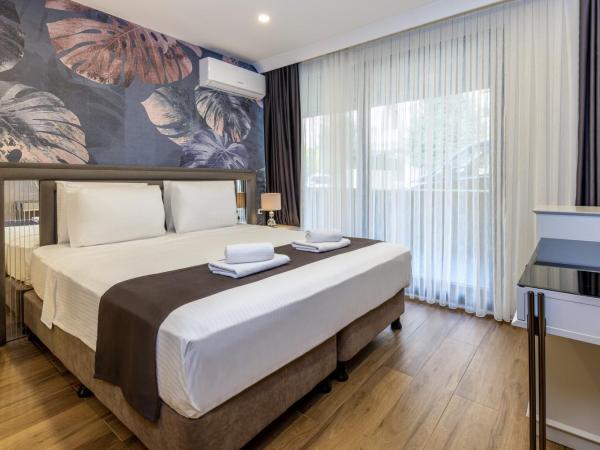 BayMari Suites Plus Florya : photo 10 de la chambre appartement 1 chambre de luxe - accès à la piscine