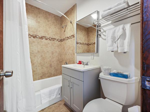 Hotel Point Loma : photo 1 de la chambre chambre standard lit queen-size