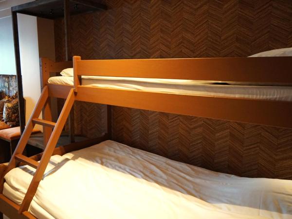 Lillehammer Turistsenter Budget Hotel : photo 6 de la chambre family room deluxe 5 beds
