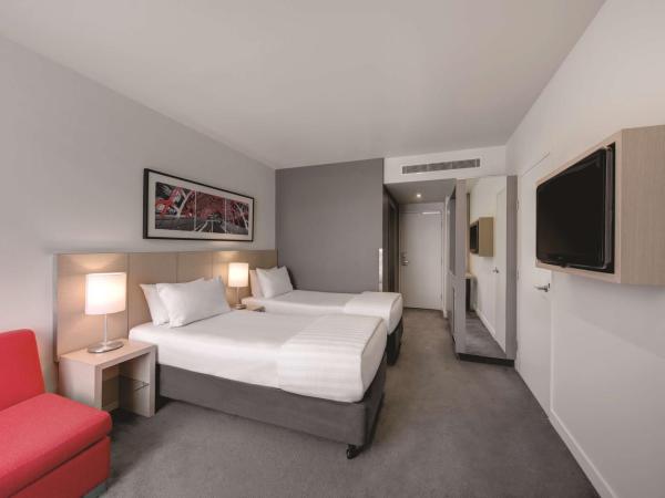 Travelodge Hotel Melbourne Docklands : photo 6 de la chambre chambre lits jumeaux standard