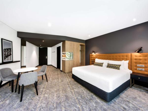 Vibe Hotel North Sydney : photo 3 de la chambre chambre lit king-size deluxe
