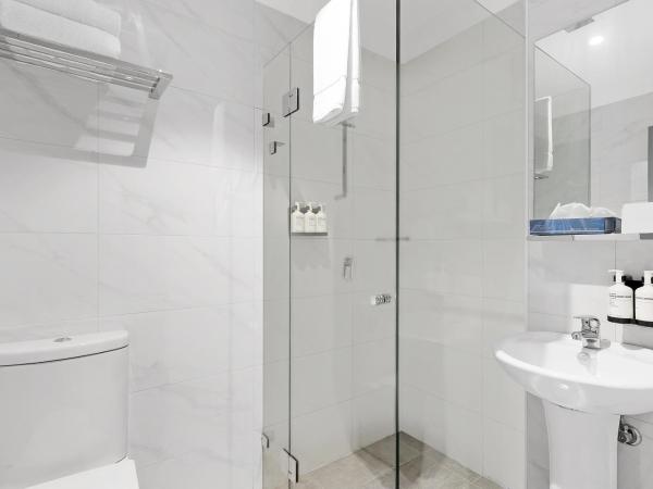 BreakFree on Broadway Sydney, an Accor Hotel : photo 7 de la chambre chambre lit queen-size deluxe - vue sur parc