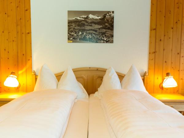 Hotel Bären : photo 4 de la chambre chambre double