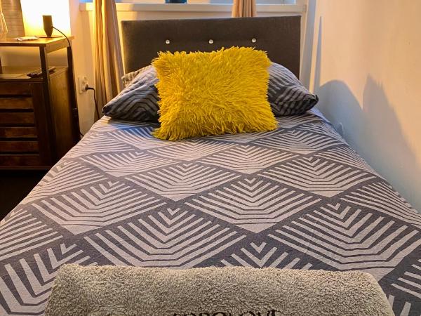 Topolove Rooms & Apartments : photo 3 de la chambre petite chambre simple