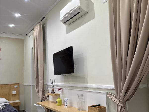 Parthenope Rooms : photo 10 de la chambre suite junior avec balcon