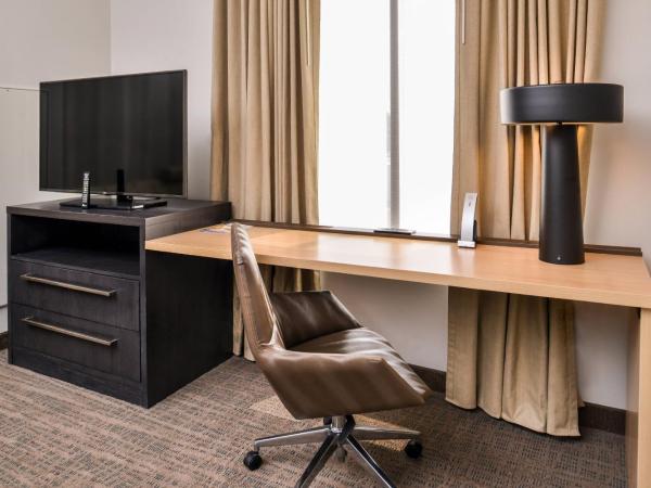 Residence Inn by Marriott Charlotte Northlake : photo 3 de la chambre suite 1 chambre lit king-size