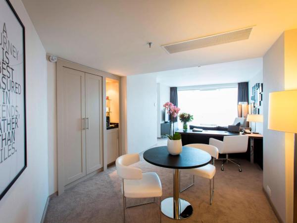 Ghent Marriott Hotel : photo 3 de la chambre suite 1 lit king-size