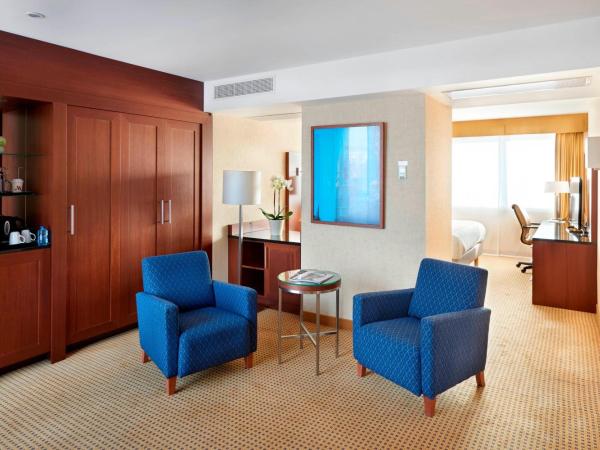 Ghent Marriott Hotel : photo 2 de la chambre suite junior avec 1 lit king-size 