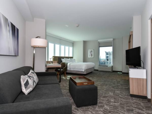 SpringHill Suites by Marriott Charlotte City Center : photo 1 de la chambre chambre d'angle lit king-size