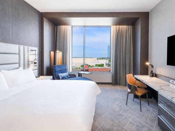 Renaissance Oklahoma City Downtown Bricktown Hotel : photo 1 de la chambre chambre lit king-size deluxe - vue sur ville