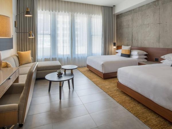 The Hi-Lo, Autograph Collection : photo 3 de la chambre chambre double premium avec 2 lits doubles et vue sur ville