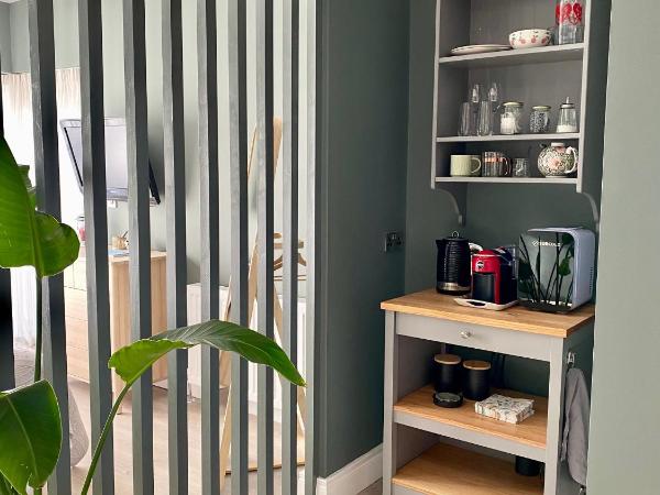 The Green Room guest suite : photo 5 de la chambre chambre double deluxe avec douche