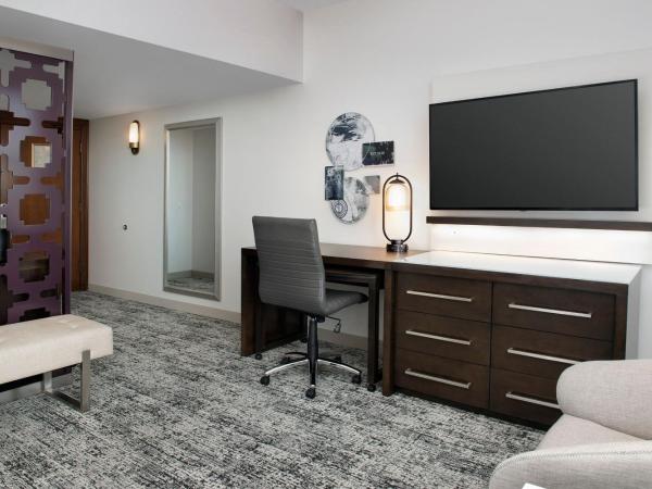 Courtyard by Marriott San Diego Downtown : photo 2 de la chambre chambre lit king-size - vue sur baie