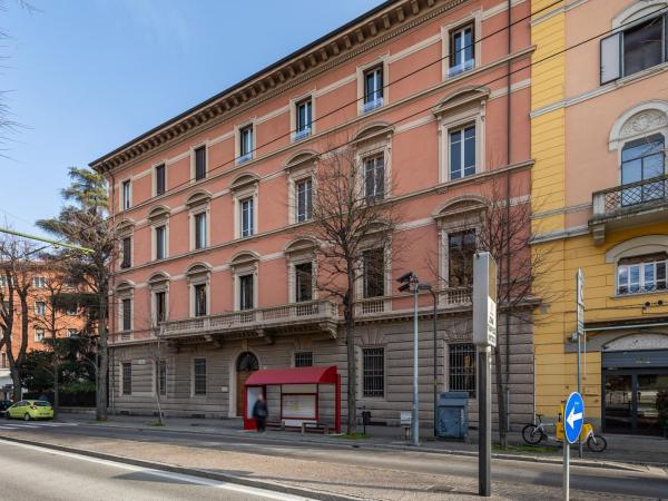 Italy Prestigious Guest House : photo 3 de la chambre chambre double ou lits jumeaux avec salle de bains privative externe