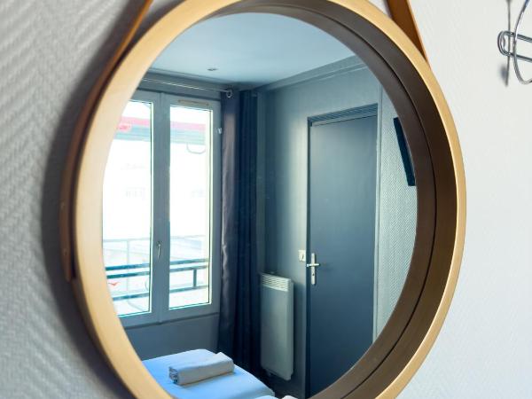 Plug inn Montmartre by Hiphophostels : photo 2 de la chambre chambre lits jumeaux