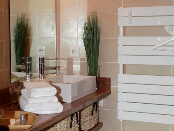 Les Olivades : photo 6 de la chambre chambre double ou lits jumeaux supérieure