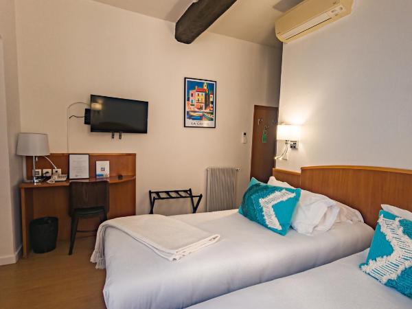 Hôtel Posta Vecchia : photo 10 de la chambre chambre lits jumeaux confort - vue sur mer