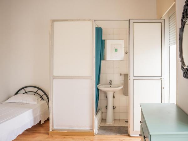 The Pocket Pillow House : photo 2 de la chambre chambre triple avec salle de bains privative