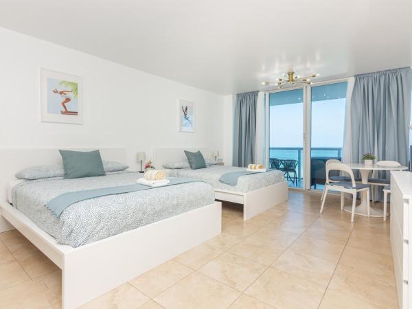 Girasole Rentals : photo 4 de la chambre chambre double avec balcon