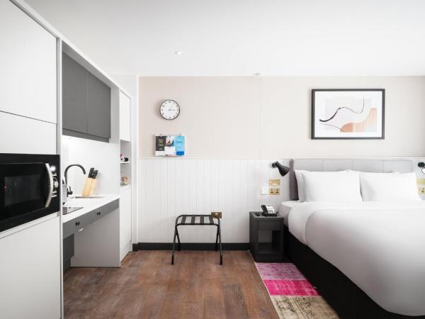 Staybridge Suites Brighton, an IHG Hotel : photo 7 de la chambre suite studio lit king-size - accessible
